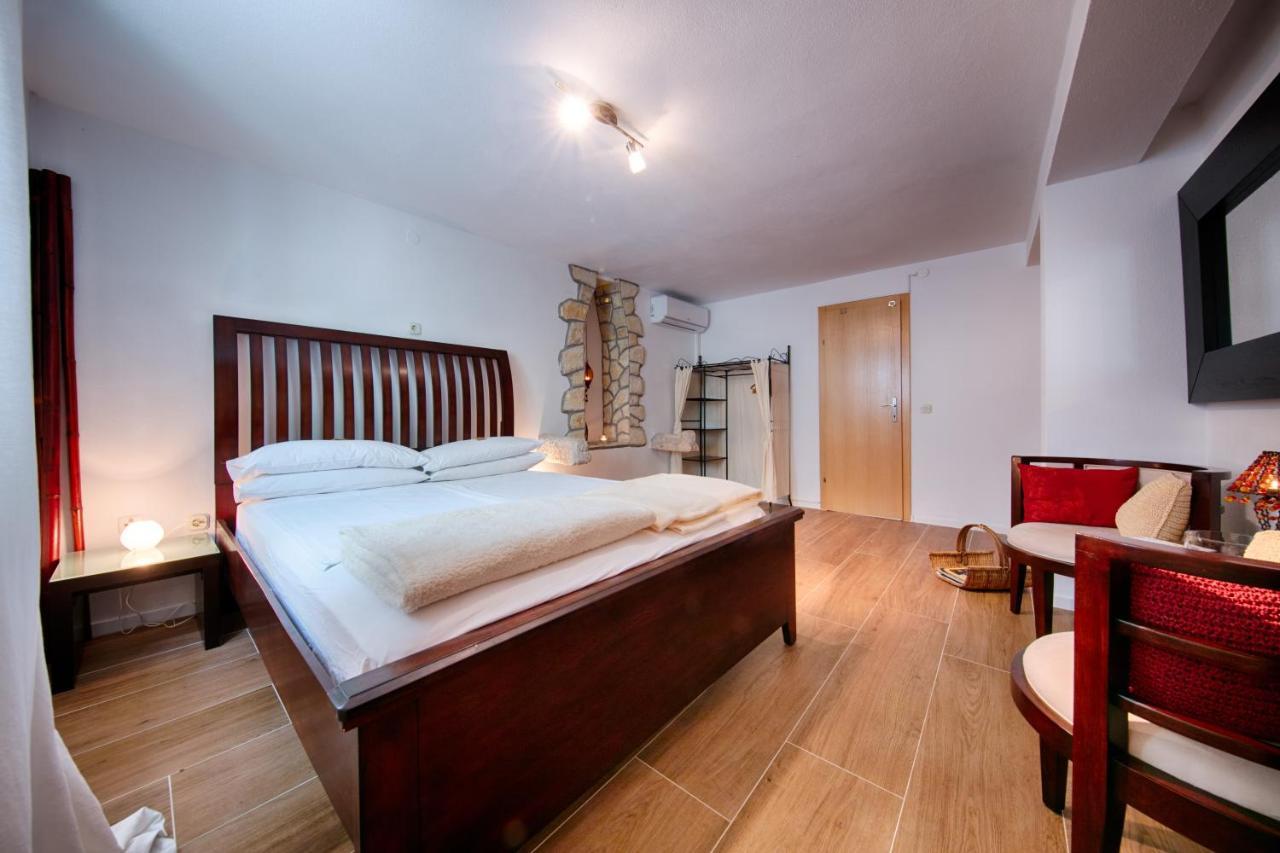 B&B Villa Vis Luaran gambar